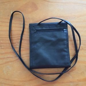 Kenneth Cole New York Neck Wallet Black Leather